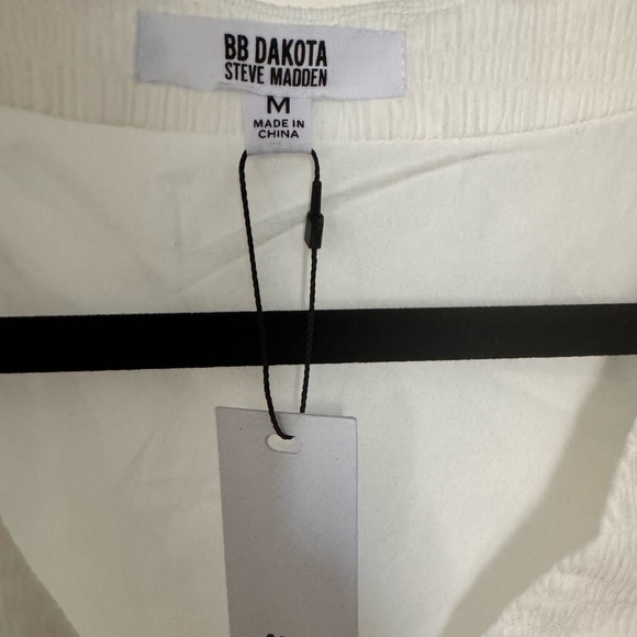 Fields of Gold Dress in White - Steve Madden - Picture 6 of 6